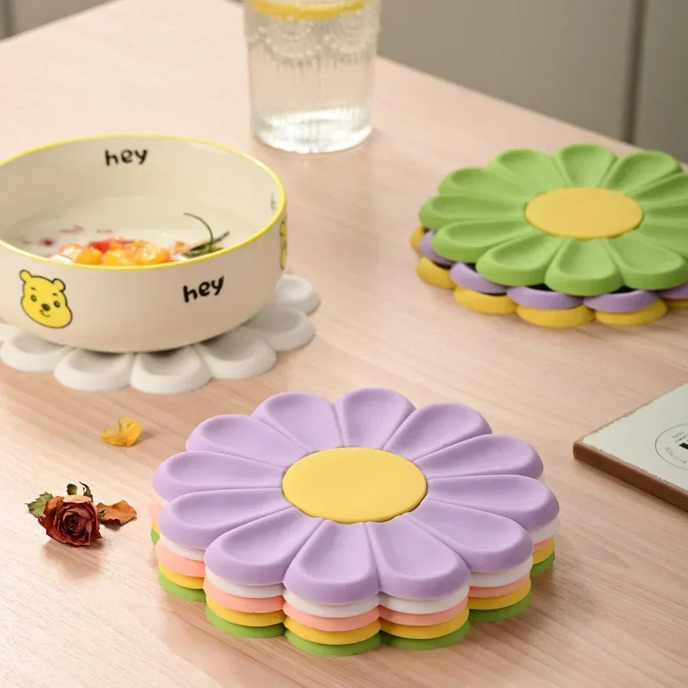tapis silicone anti dérapant moderne fleuri violet vert jaune rose table placemat
