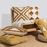 coussin décoratif nordique brodé motif géométrique beige moutarde orange brun boho chic