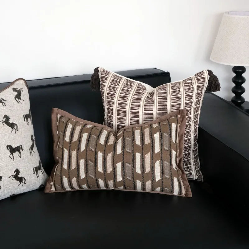 housses coussins carrés nordique motif chevaux géométrique beige marron adhésifs modernes decoration maison voiture