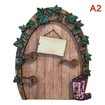 décoration maison porte miniature bois fantaisie motifs champignons rouges vertes
