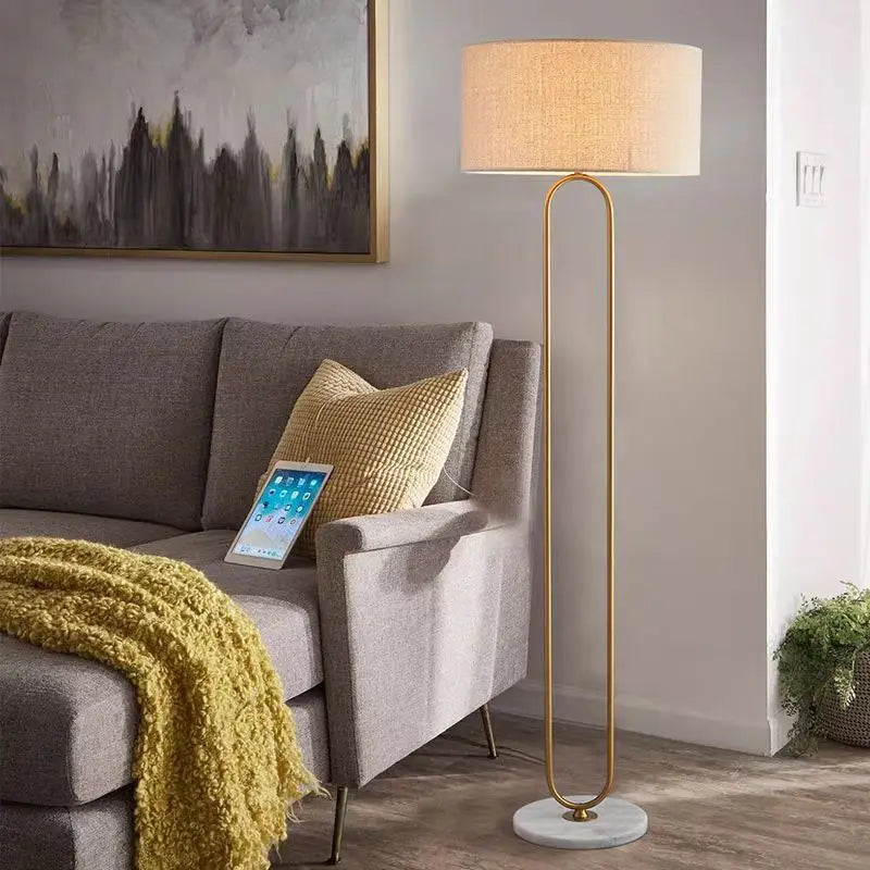 lampe sol led or blanc abatjour tissé base marbre moderne chambre coucher