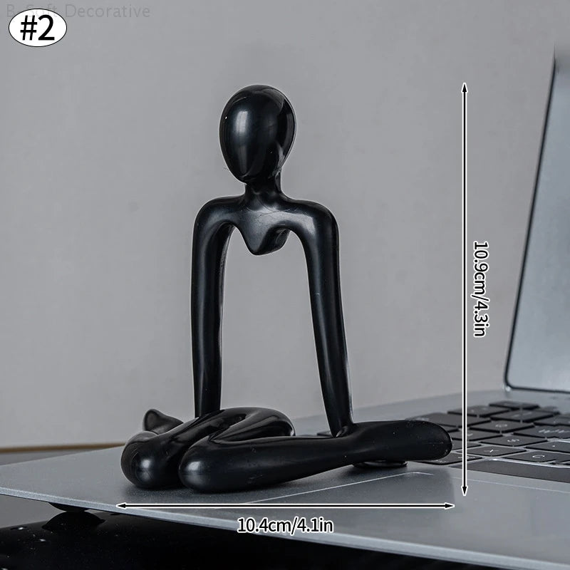 statues abstraites modernes noir blanc décor simple minimaliste