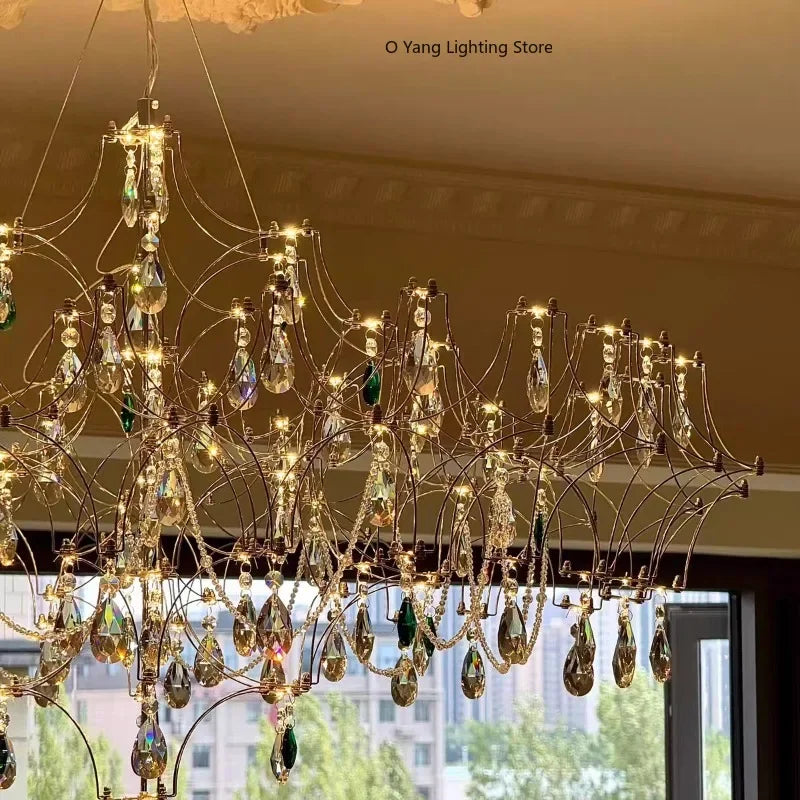 lustre cristal transparent argenté classique branches lumineuses chambre salon
