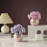 Bouquet de fleurs artificielles pivoine dans un vase pour mariage