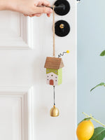 mobiles décoratifs bois fleurs oiseaux nuages cloches cordelettes moderne vert beige doré GOOD LUCK