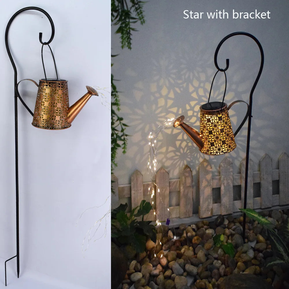 arrosoir lumineux solaire doré motifs floraux tringle noire led moderne jardinextérieur