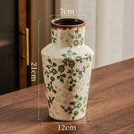 vases céramique vintage fleurs classiques blanc vert beige bruns intérieur salon bibliothèque