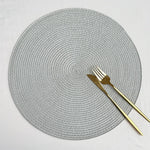 tapis table tissé spirale moderne orange rouge bleu beige placemat assiette cuillère verre