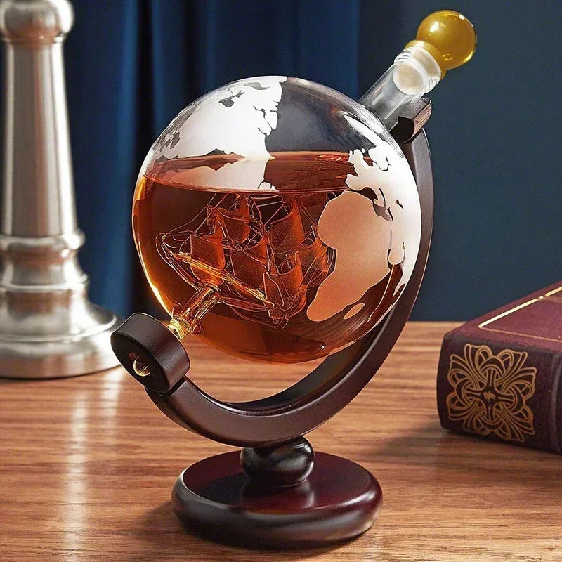 globe terrestre carafe whisky verres carte monde support bois bateau miniature transparent vintage
