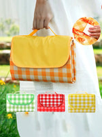 serviette pique nique pliable carreaux blancs moderne orange vert rouge jaune pratique poignées camping