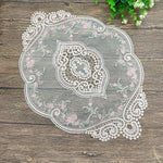 serviette table vintage brodée dentelle beige clair rose pâle vert clair 44x31cm
