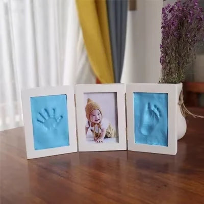 cadre photo enfant empreintes main pied blanc clips classique matériau opacité souvenir croissance