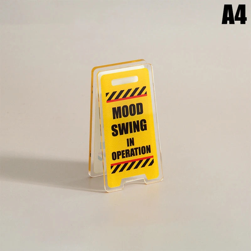 panneau decoratif signalisation routiere humour leave me alone busy age 14+ résine transparent impression