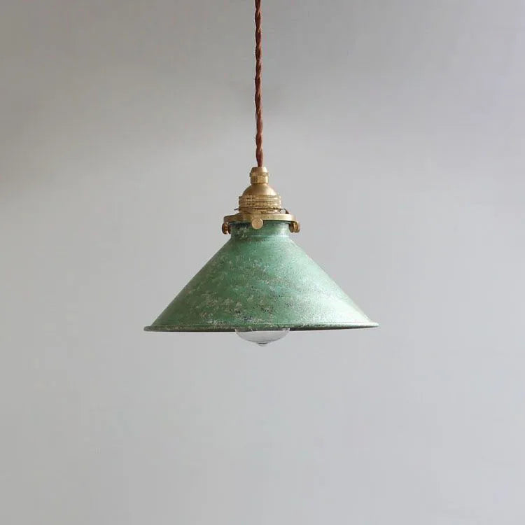 lampe suspendue industrielle vintage métal vert bleu gris finement oxydée éclairage salon chambre