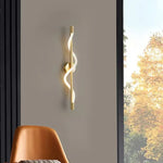 lampes murales modernes or noir spirale éclairage contemporain ondulé opaque fixations murales PVC