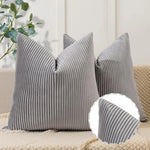 coussin décoratif rectangulaire velours rayures verticales salon lit canapé intérieur moderne confortable gris