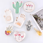 assiettes décoratives boho chic cactus main flamants roses motifs floraux vert blanc rose doré