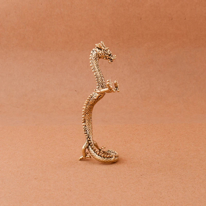 statuette dragon doré détaillée cuivre antique décor maison collection artisanat stylisé