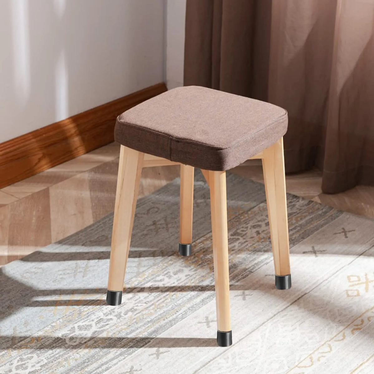protège pieds adhésifs noirs ronds lisses modernes meubles antidérapants silencieux PVC