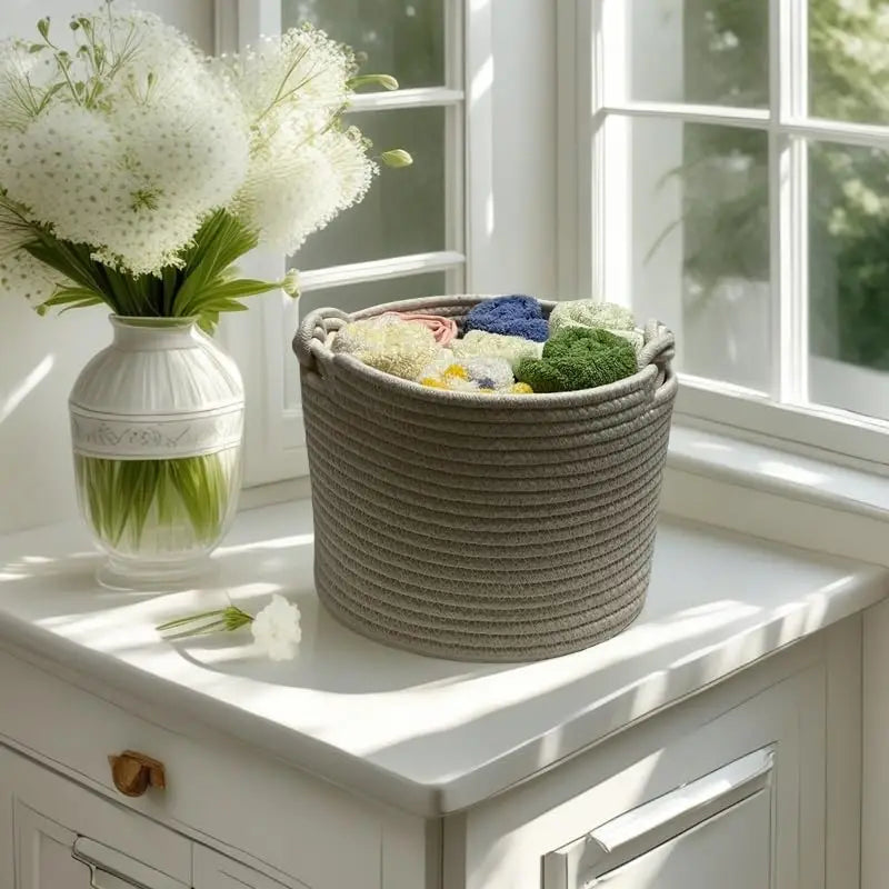 panier tressé blanc gris rose moderne rustique anneaux rangement réutilisable