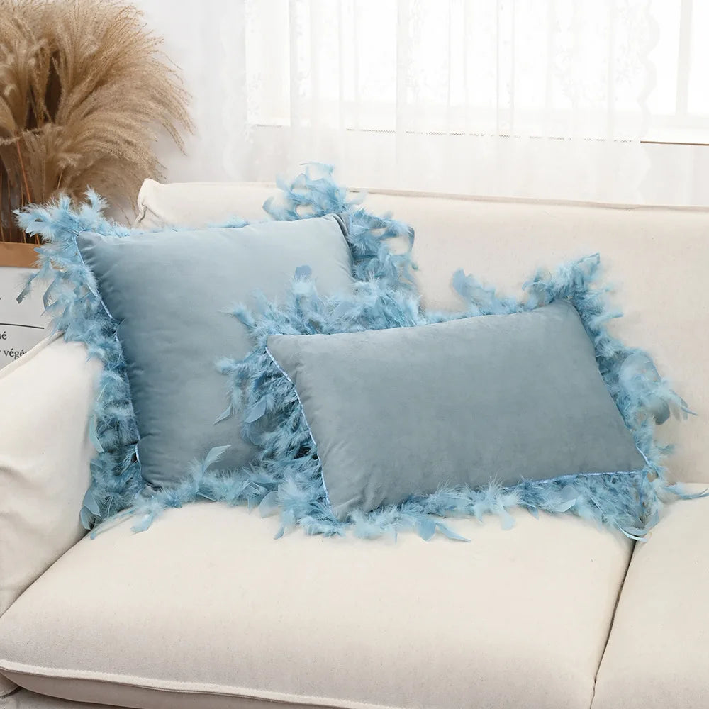 coussin décoratif carré velours pompon plumes patchwork moderne intérieur salon chambre taille 45x45cm