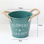 seau vintage rouge noir bleu FLOWERS GARDEN blanc pot fleur jardin
