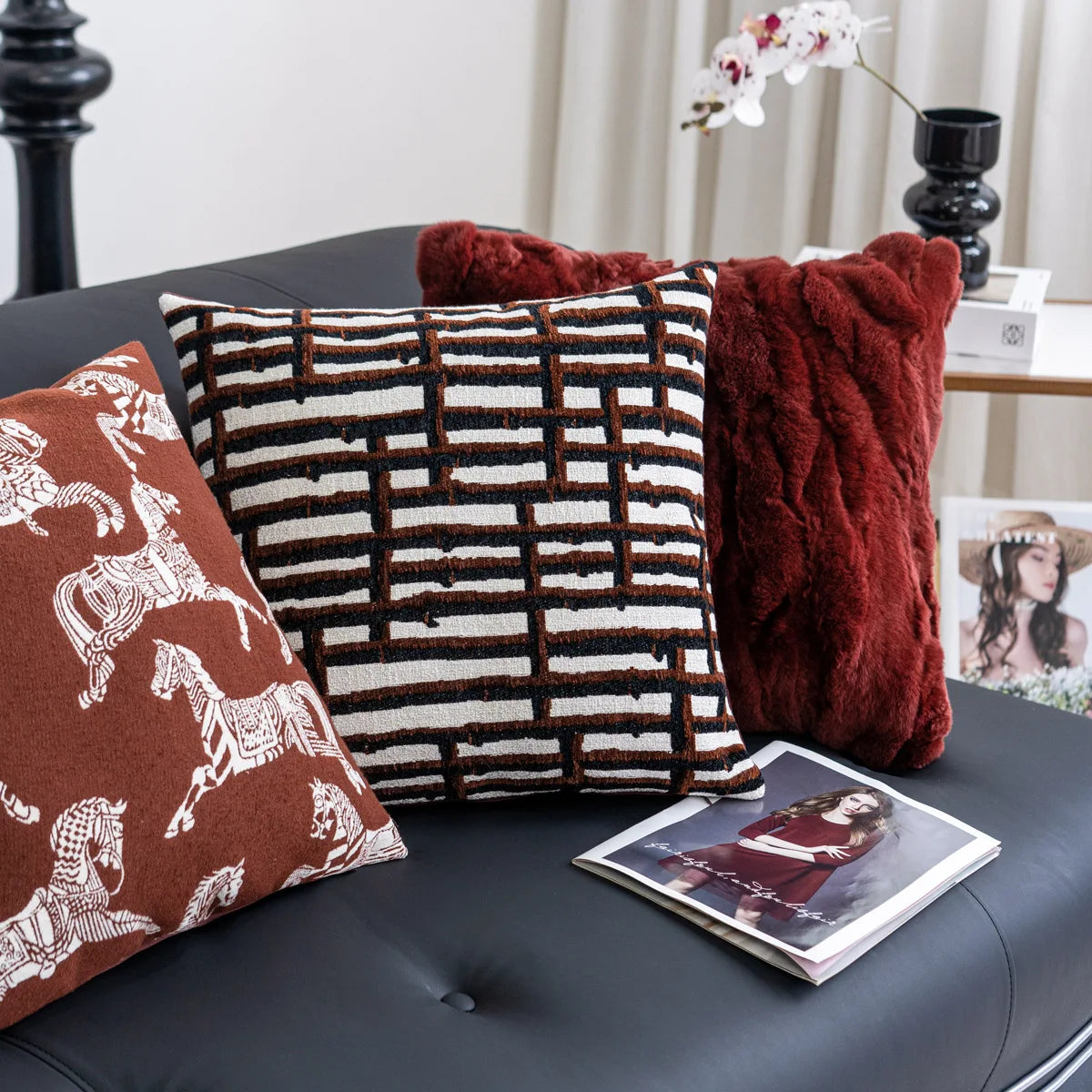 housse coussin polyester géométrique chevaux marron blanc moderne décoration intérieure nordique fixations