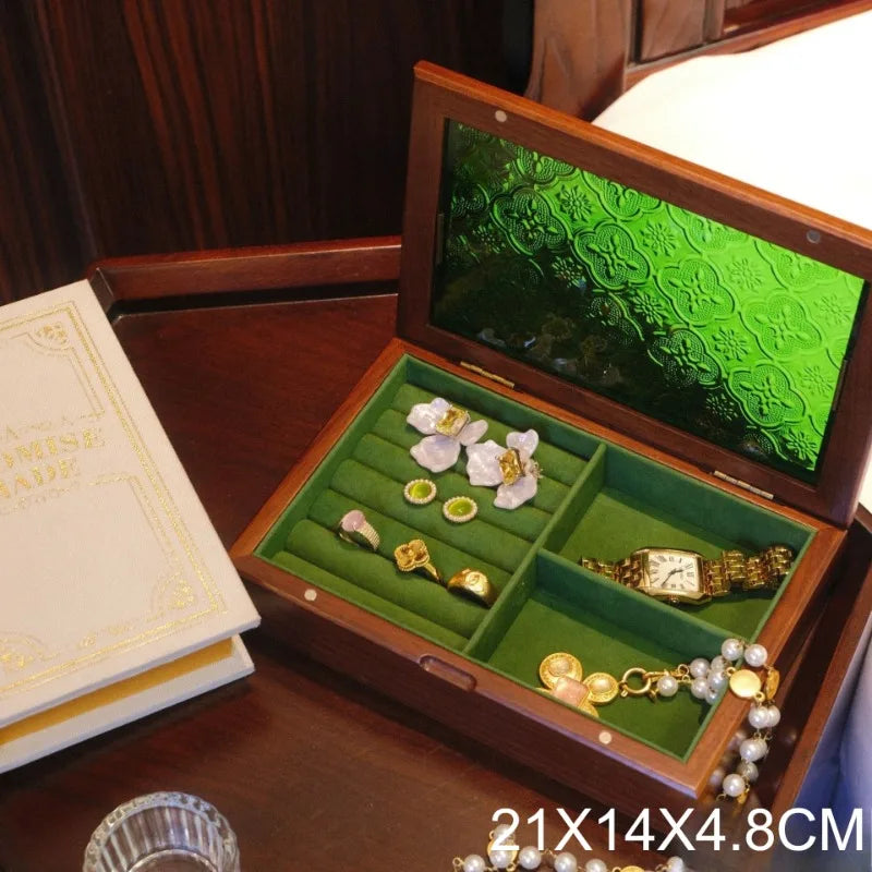 boîte bijoux bois vert vitre opaque motif floral poignée classique porte bijoux