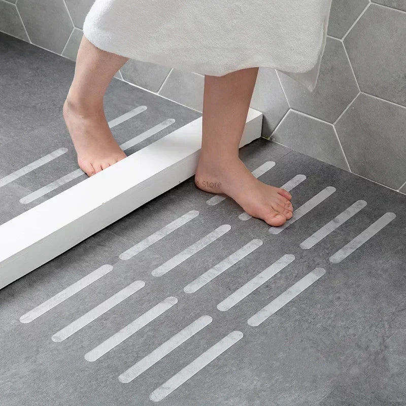 tapis bain antidérapant moderne adhésif blanc rayures horizontales respectueux environnement salle bain