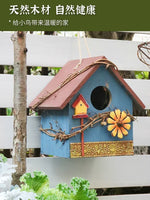 nichoirs oiseaux motifs floraux abeille coccinelle couleurs vives cordelette jardin balcon pastorale