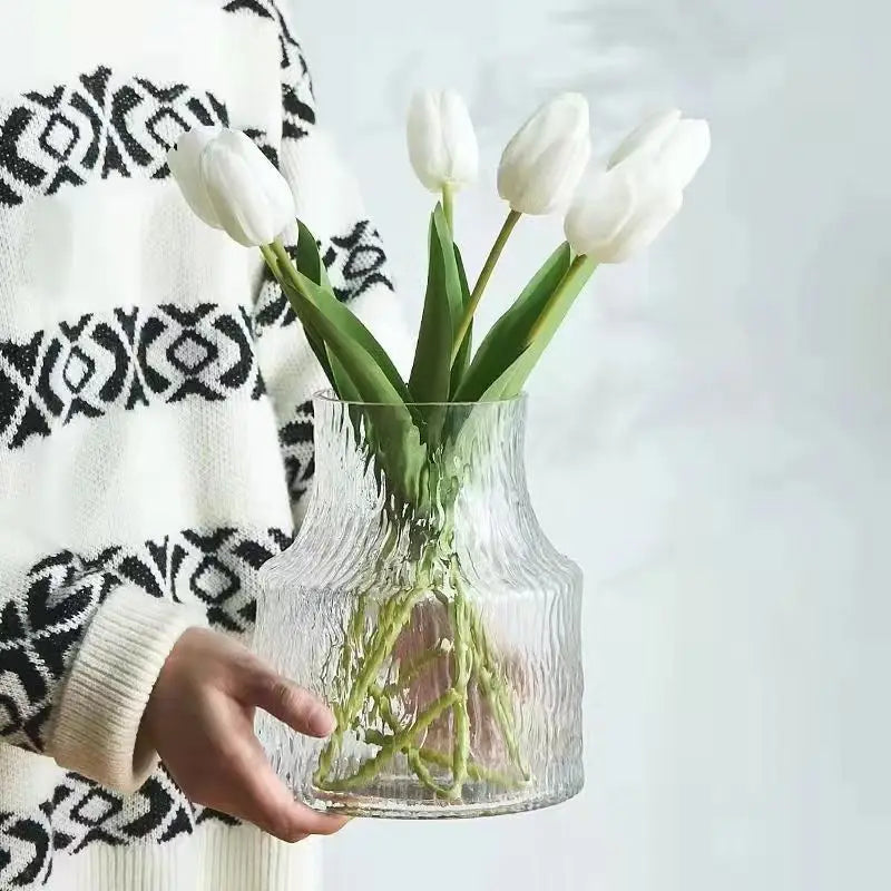 vase verre texturé moderne transparent gravé arrangement floral table