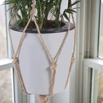 sacs fleurs suspendus macramé boho noir blanc anneaux métalliques rustique