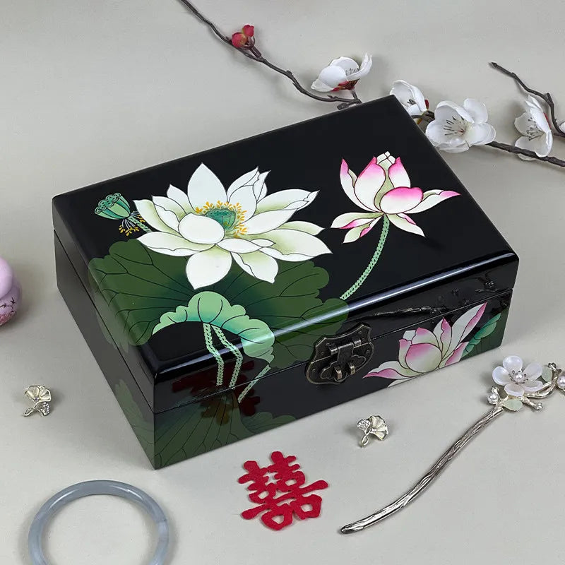 boîte bijoux traditionnelle fleurs blanches roses compartiments miroir cadenas noir japonais vintage floral