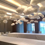 nuages artificiels suspendus décoration événementielle féerique blanc rose bleu