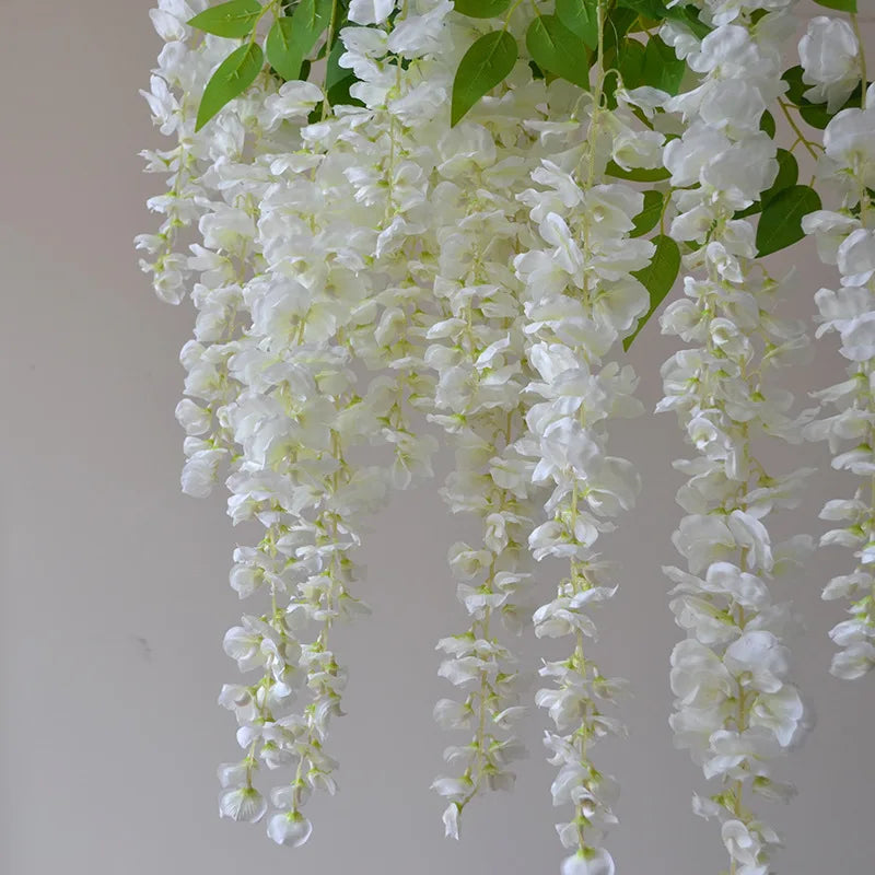 guirlande fleurs artificielles violettes blanches grappes feuilles vertes naturelle décoration intérieureextérieur