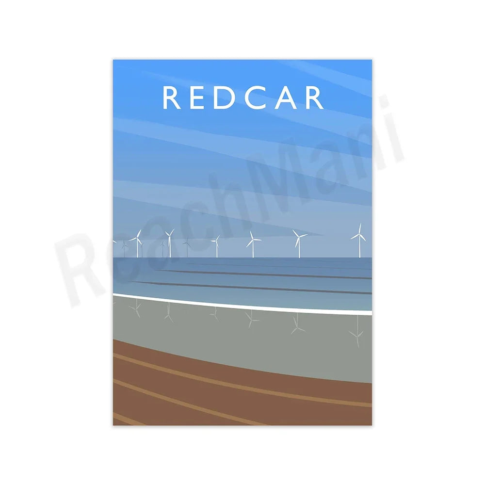 L'image montre un paysage avec des éoliennes sur l'horizon et un texte "REDCAR" en grand au premier plan, suggérant qu'il s'agit d'une illustration de la ville de Redcar ou de la région.