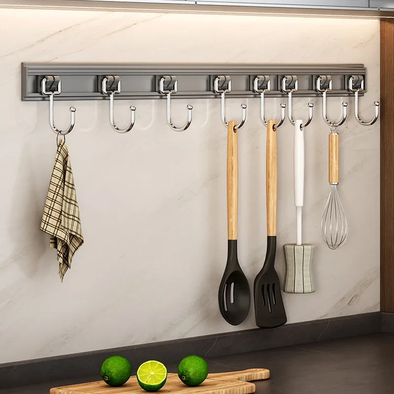 rangements cuisine porte ustensiles clips magnétiques couteau fourchette cuillère batteur planche découper moderne fonctionnel