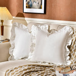 housses coussin coton couleur blanc vert bleu violet marron bords froncés texture tissu decoratif