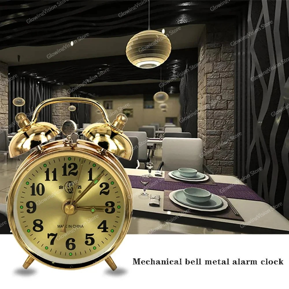 réveil vintage mécanique doré argenté aiguille rétroéclairage face unique métal durable quartz classique antique