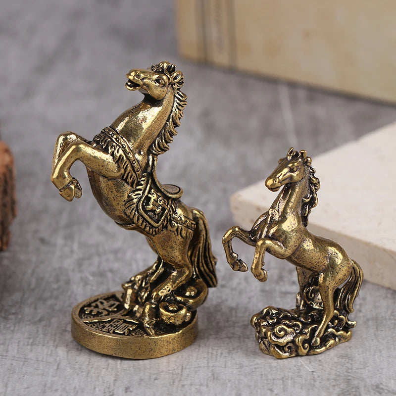 figurines chevaux bronze doré reliefs détaillés motifs floraux caractères chinois base armure salon décoration