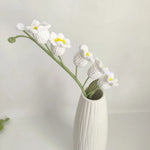 bouquet fleurs tricotées main blanc rose vert artisanal intérieur mariage anniversaire