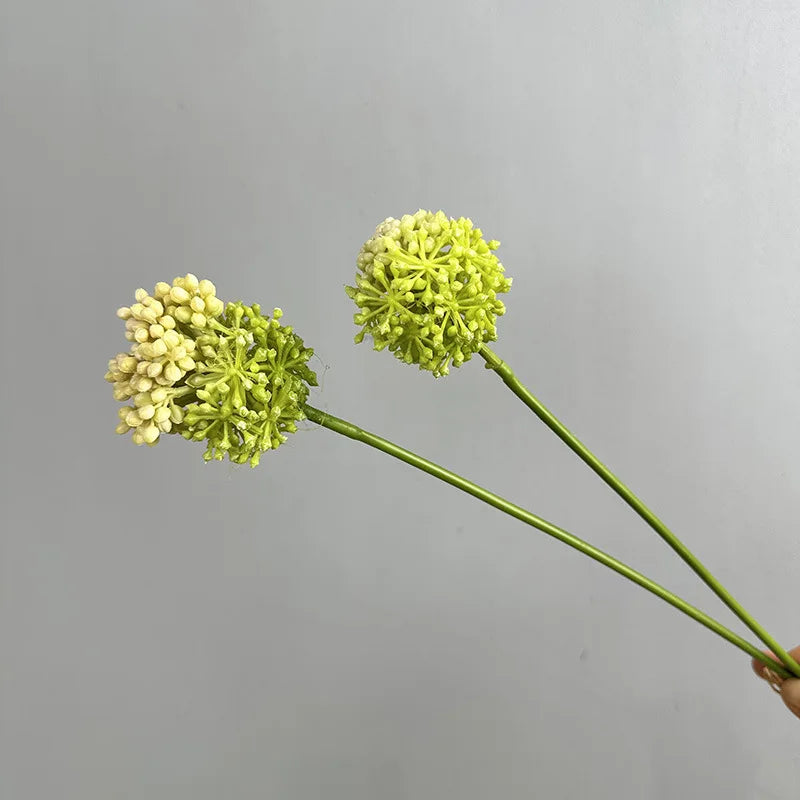 bouquet artificiel moderne vert clair vert foncé rose pâle branches boules fleurs décoration intérieure