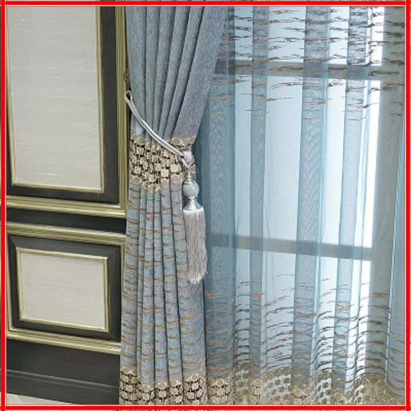 rideau bleu clair rayures dorées bordure ornée classique élégant transparent moderne