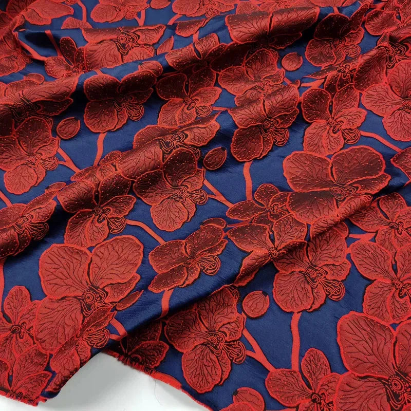 tissu brodé fleurs rouge bleu vert polyester largeur 155cm respectueux environnement opacité