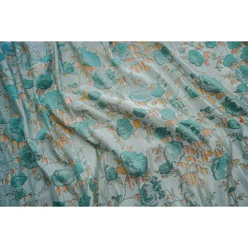 tissu polyester bohème floral vintage motifs roses feuillage semi transparent 160cm