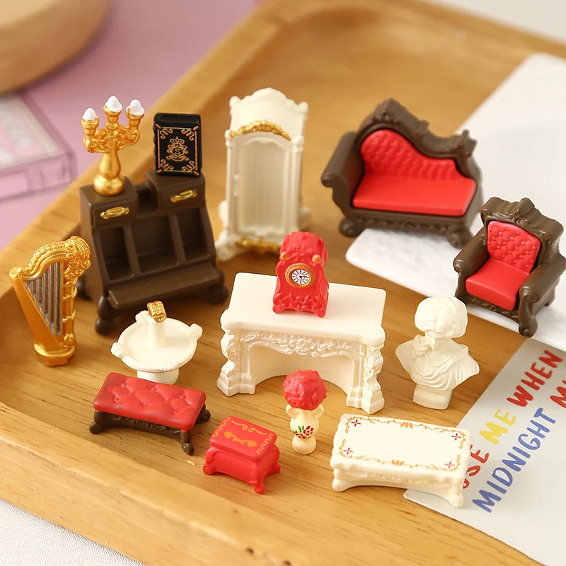 meubles miniatures poupées classiques rouge marron blanc doré texture cuir motifs floraux buste harpe