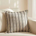 housse coussin carré rayé moderne nordique 100 polyester beige noir opacité bordure chenille 45x45cm