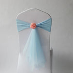 décoration chaise mariage turquois rouge blanc rose texturé voile transparent événement formel