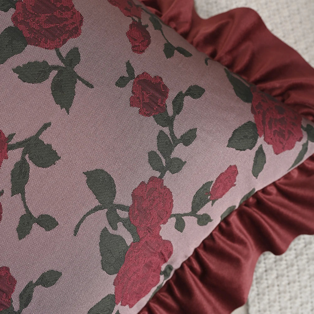 taies d'oreiller jacquard fleur roses rouges feuilles vertes vintage opacité fixation oreillettes maison lit