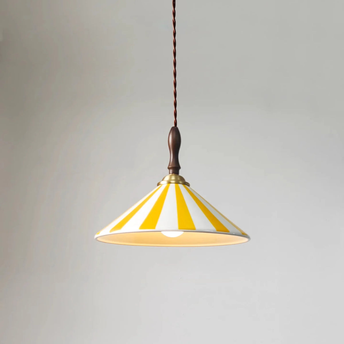 lampe suspendue vert blanc rayures moderne chambre salon restaurant étudié echangement ampoule